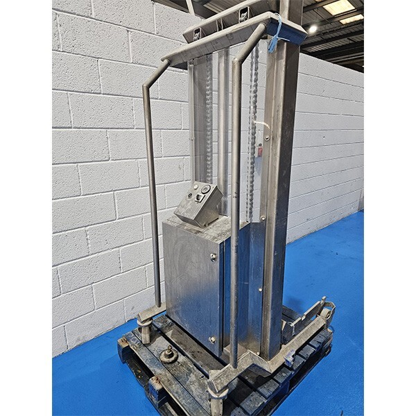 CM Process Solutions dump buggy stacker