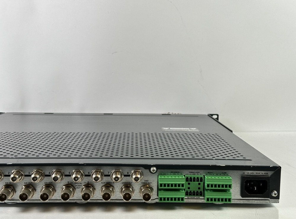 Motorola DSR-4550, Commercial Integrated Satellite Receiver/Decoder