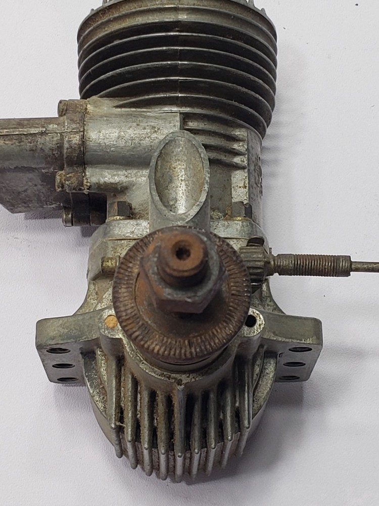 Vintage Anderson Spitfire 6100 Series Ignition/Spark Model Plane Engine
