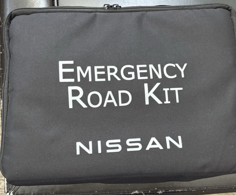 Nissan Emergency Road Kit
