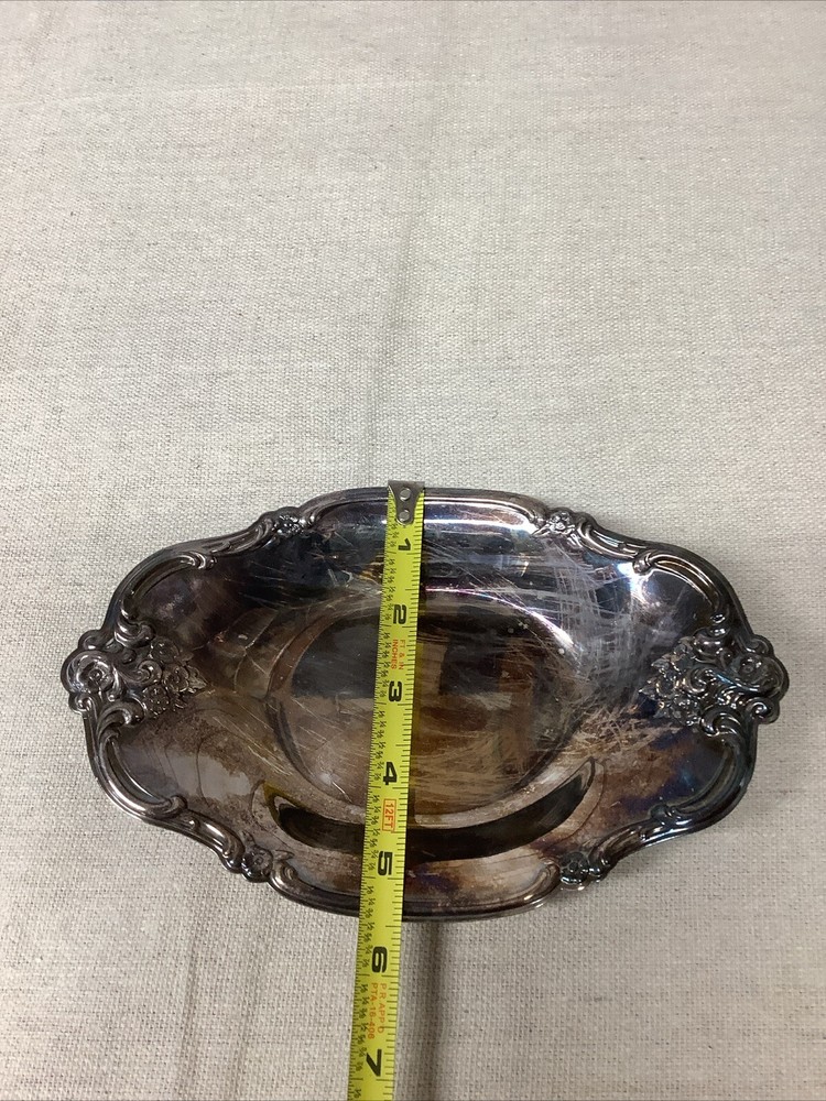 International Silver Co Silver Plated Tray 448 Flower Pattern