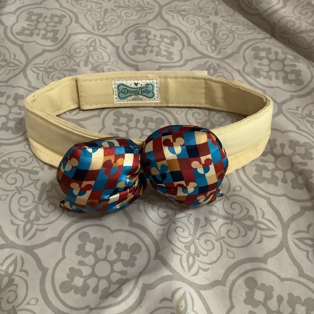 Disney tails adjustable large dog collar with removable bow