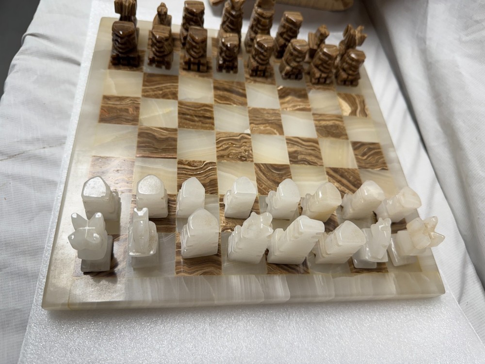 Mexican Onyx and Marble Chess Set