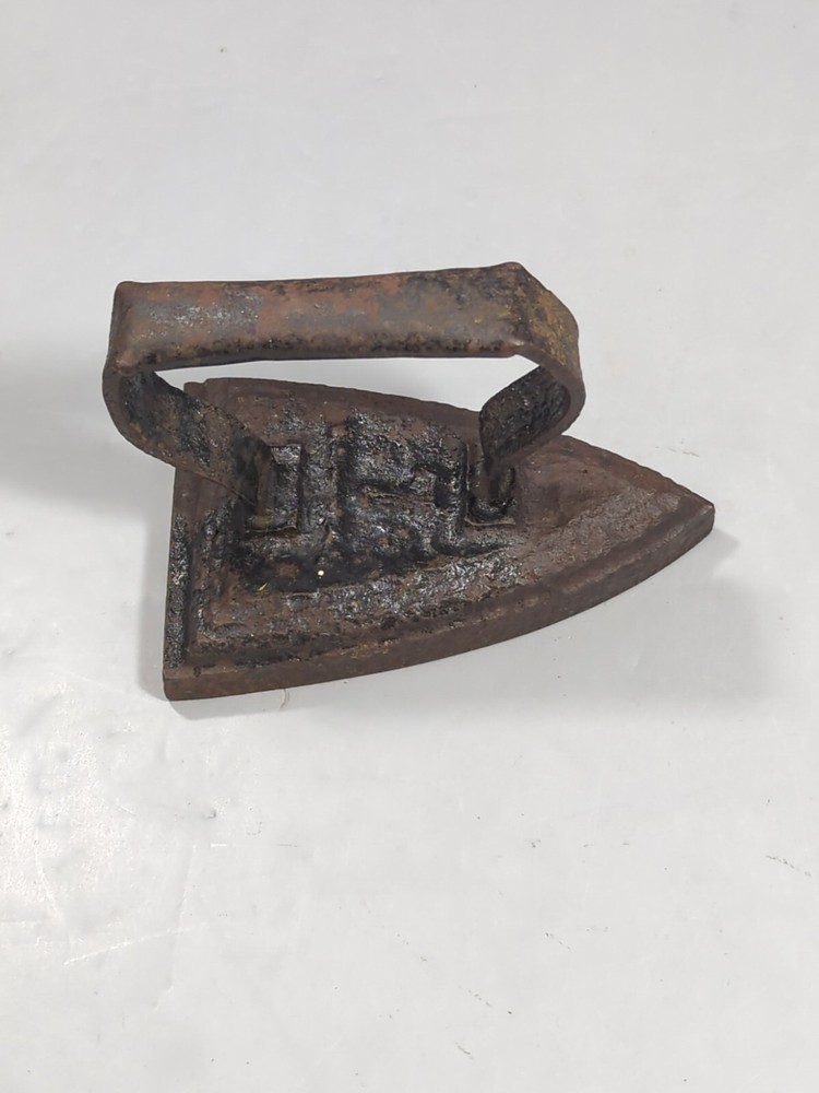 Antique Sad Iron No. 7 Rustic Decor