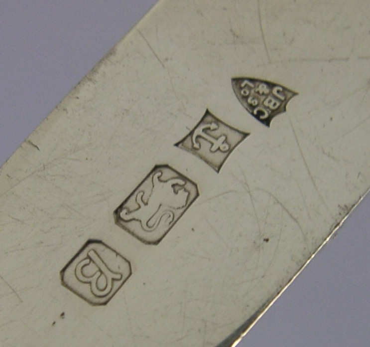FOX ENGLISH SOLID STERLING SILVER LETTER ENVELOPE OPENER 1976 HUNTING eng EGG