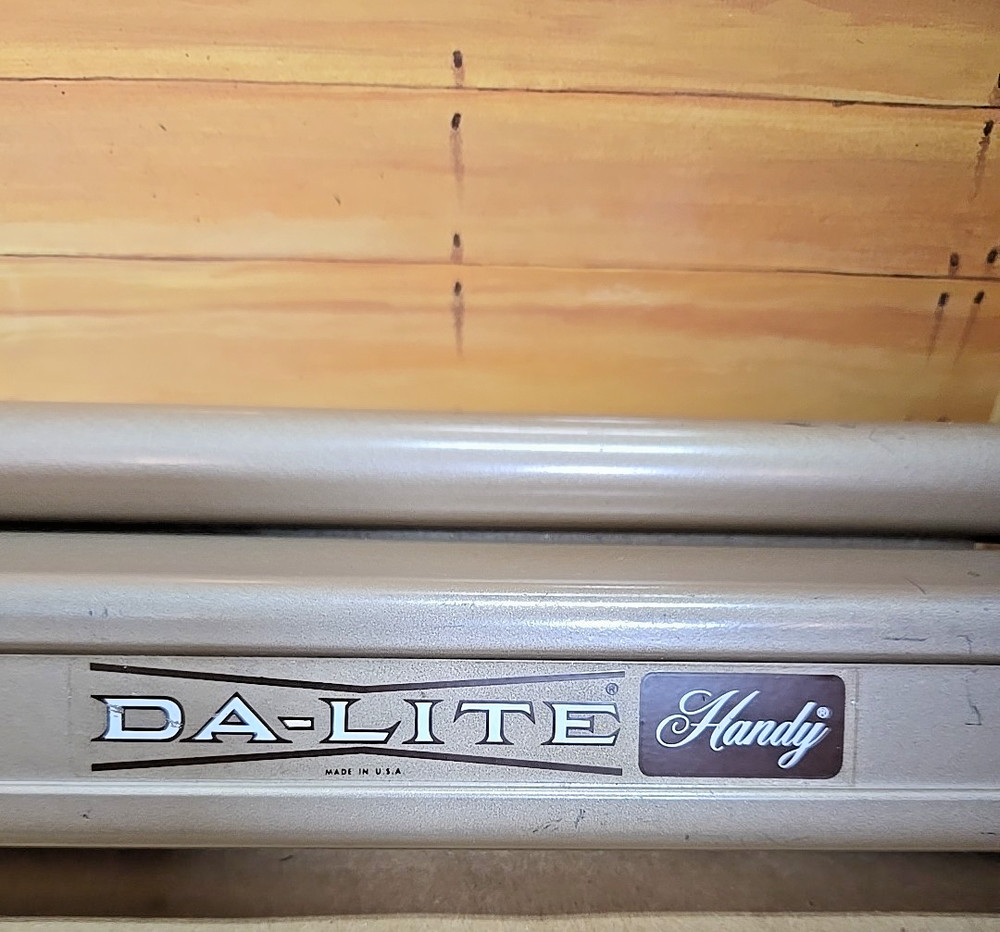 Vintage Da-Lite Handy Screen; Retractable