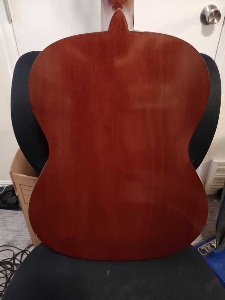 La Primera L30 classical acoustic w/hard case