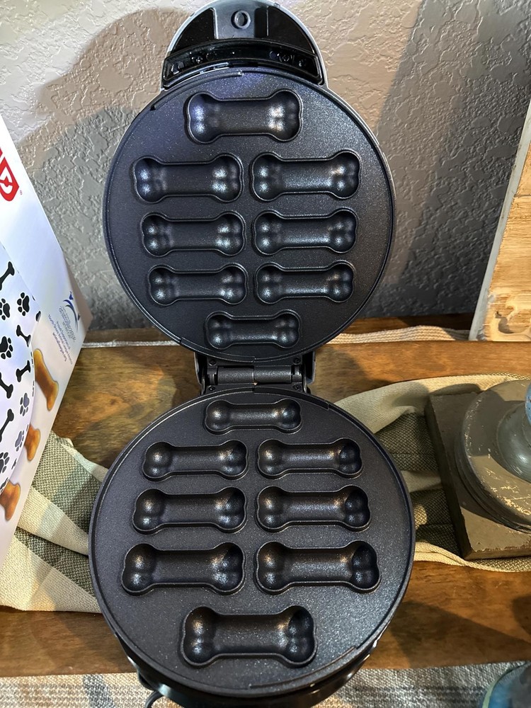 Dash Express Dog Treat Maker