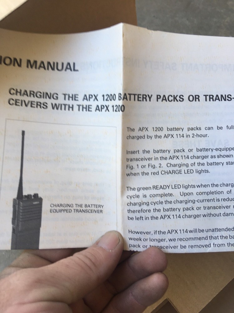 Uniden APX 114 Charger