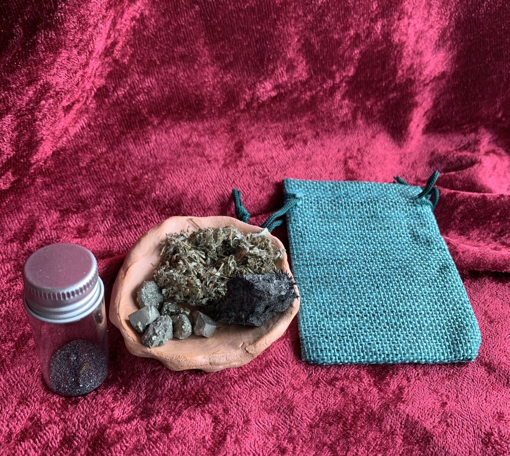 Money Drawing Mojo Bag
