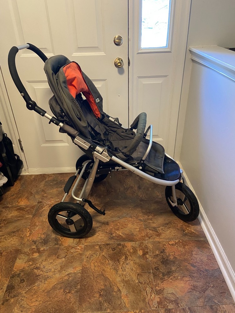 Bumbleride Running Stroller