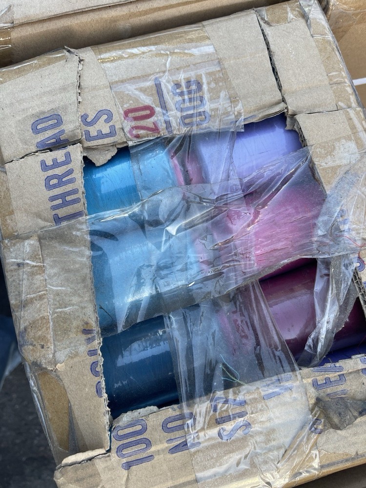 polyester thread lot sewing machine 27000 Cones