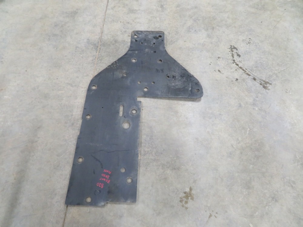 EB820 2011 11 CANAM COMMANDER 1000 XT , RIGHT SKID PLATE/ PROTECTOR