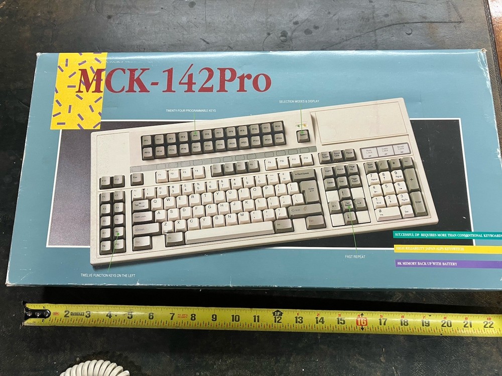 MCK - 142 Pro VINTAGE CLICKY KEYS Keyboard  - Box Only