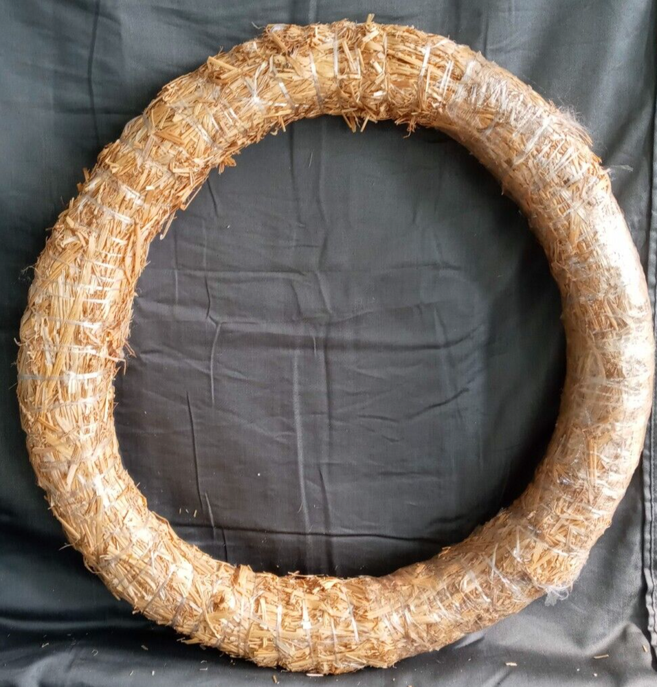 lot 6 Wreath Forms Grapevine 24",10" Straw 19",18" Willow 6" Twig 18"