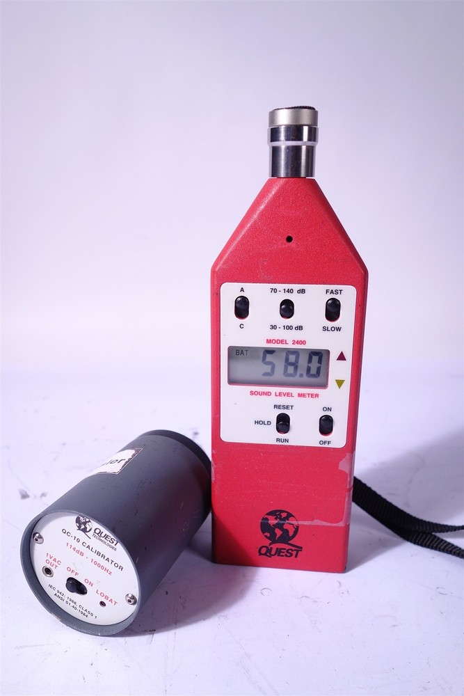 QUEST TECHNOLOGIES MODEL 2400 SOUND LEVEL METER W/ QC-10 CALIBRATOR