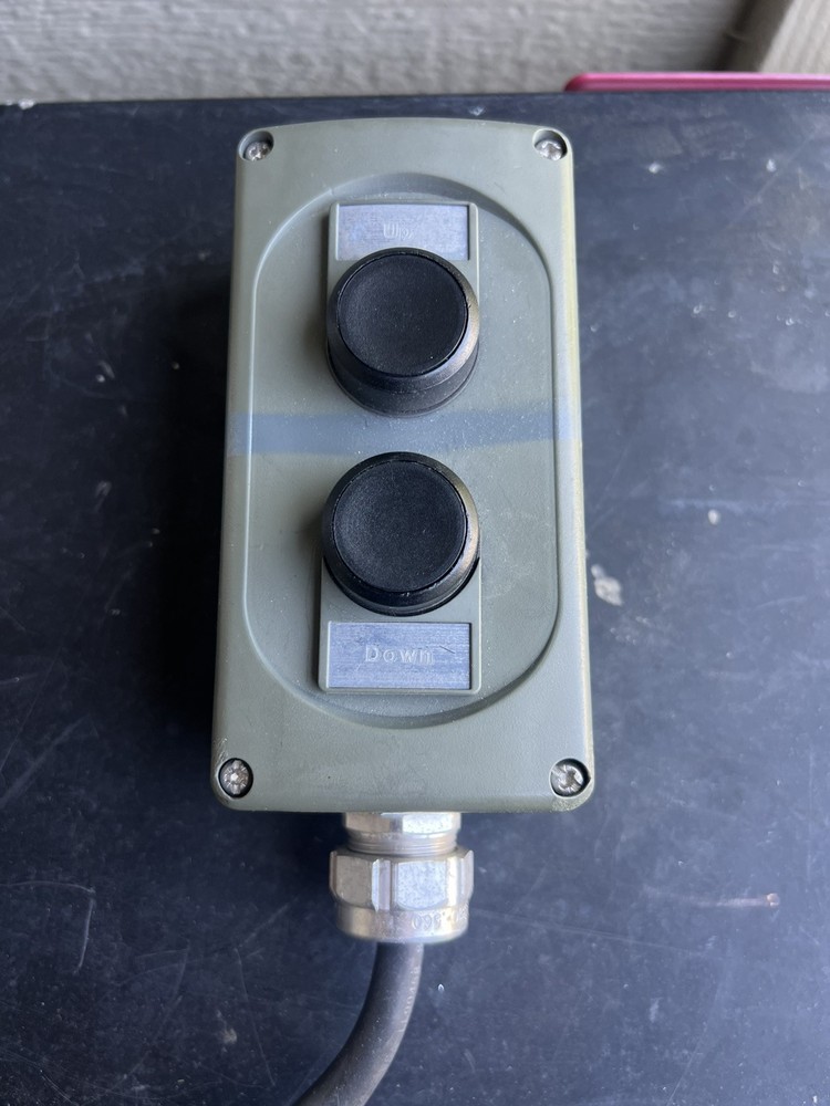 Pendant Control Station