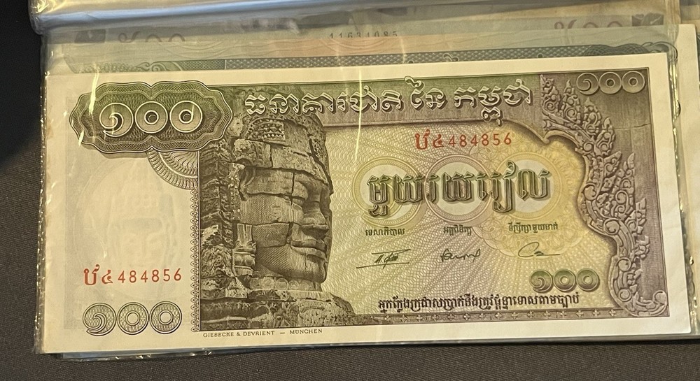 20 Different Asian Countries Bank Notes Banknotes In Sealed Package