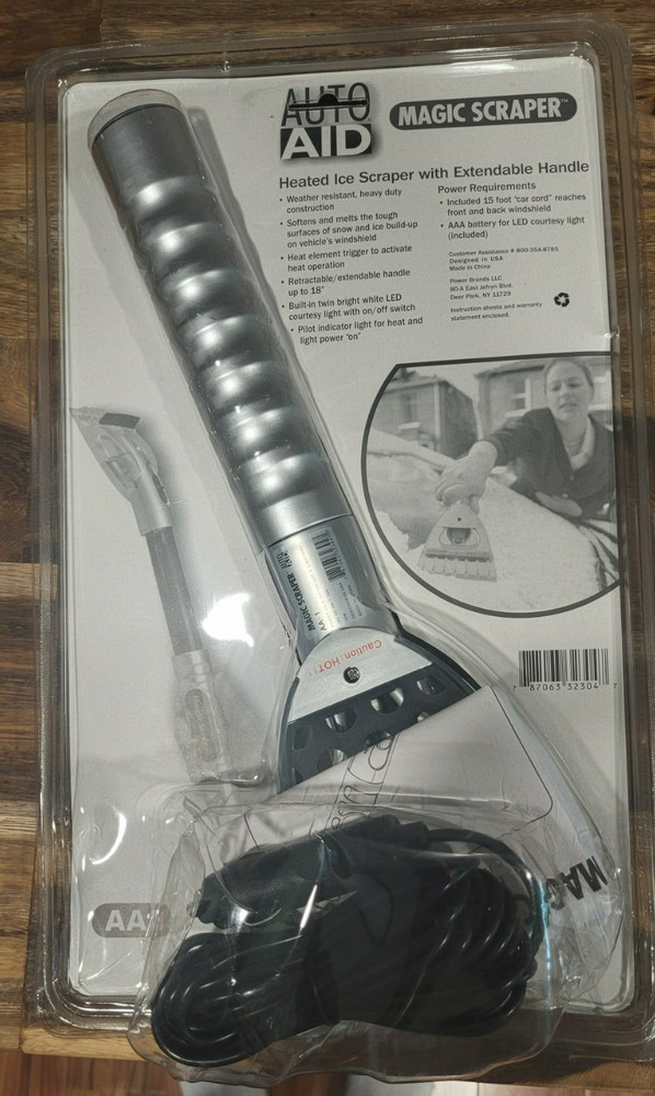 Auto Aid Magic Heated Ice Scraper w/ Extendable Handle