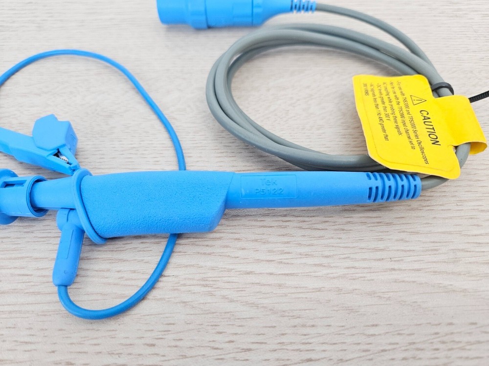 Tektronix P5122 High Voltage Single Ended Probe
