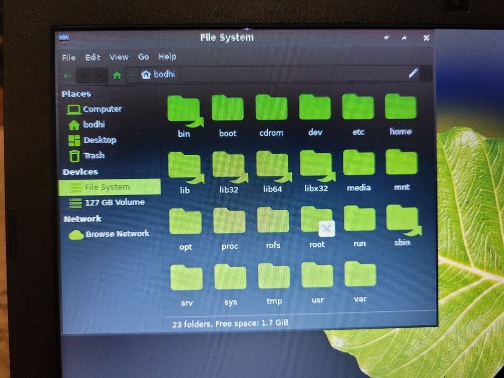 Bodhi Linux Standard x64 Bootable Beautiful and Fast and Small on 32G USB Stick!