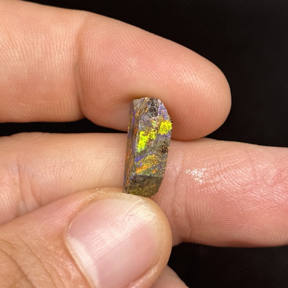 Mesmerizing Australian Andamooka Rough Opal