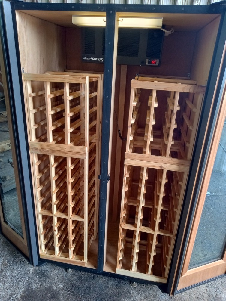 Vinetheque Wine Cellar Wisper 2500 Cooling System Wine Cooler