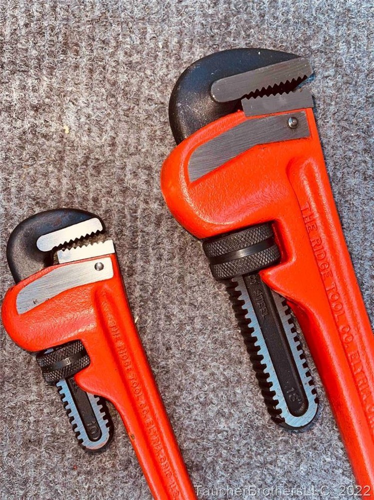 RIDGID Tools Set of Two 10” & 18” Cast Iron Pipe Wrenches