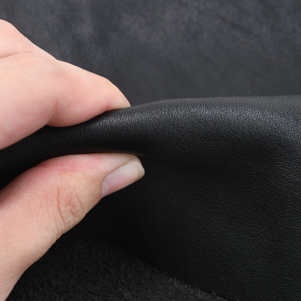 Cowhide Tooling Leather Square Naturally Textured Leather 2.0mm Thickness