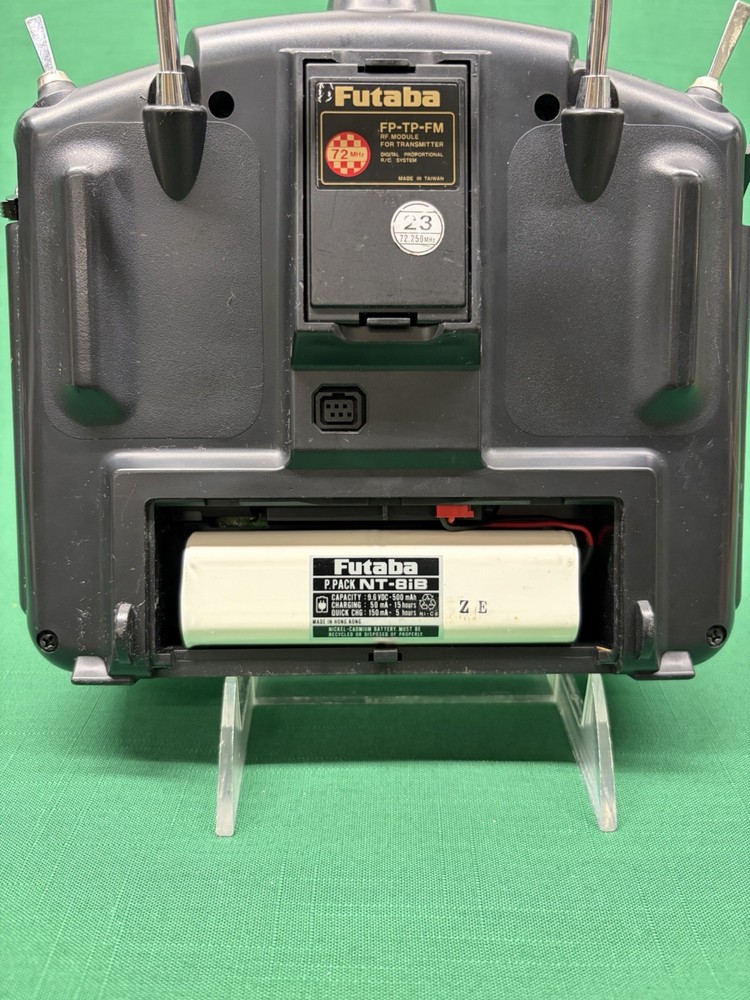 Futaba T9CAP PCM1024 Computerized Airplane System Transmitter with Manual