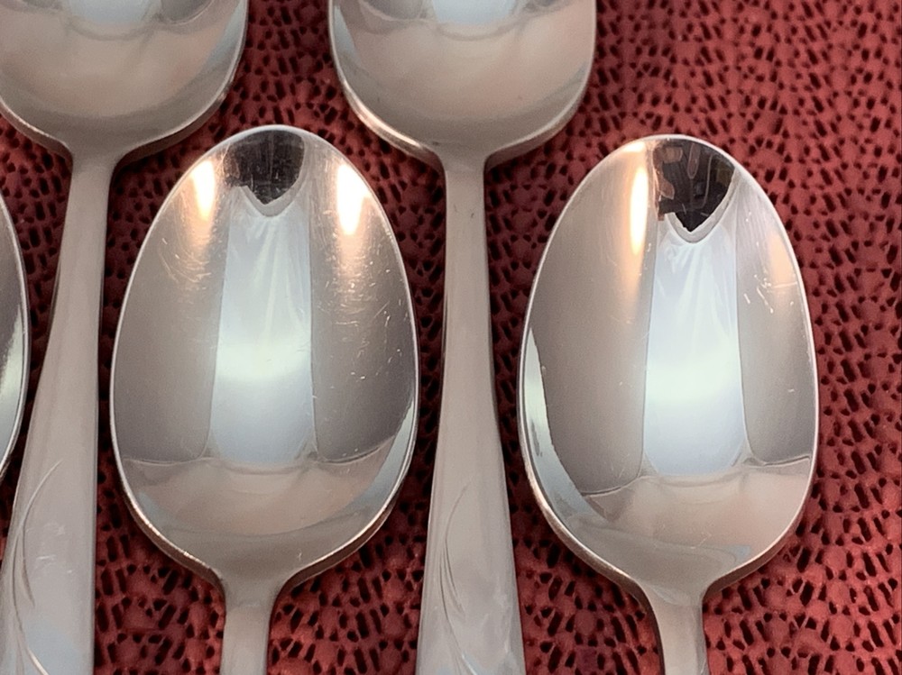 8 Teaspoons STARGLOW Wallace Stainless 5 7/8”