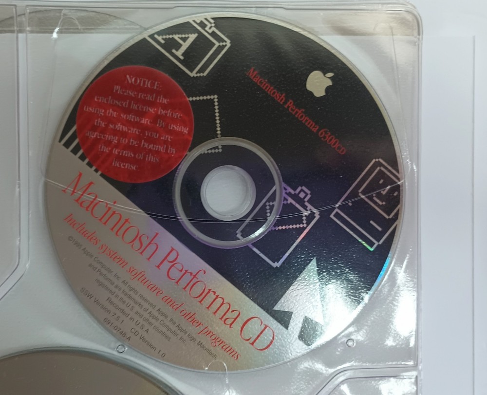 Macintosh 1995 Compact Disc Folder Performa 7.5.1 CD 6300 Apple Software Kids