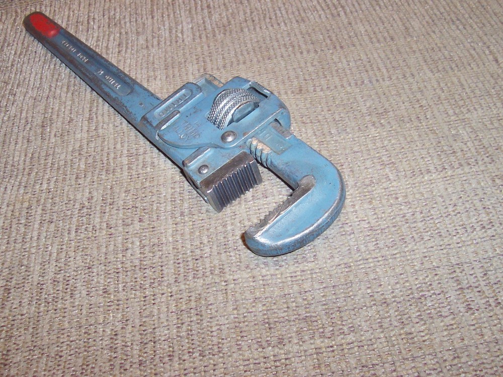 Trimo USA 14" Pipe Wrench Plumbing Pipe Fitting Workshop Tool