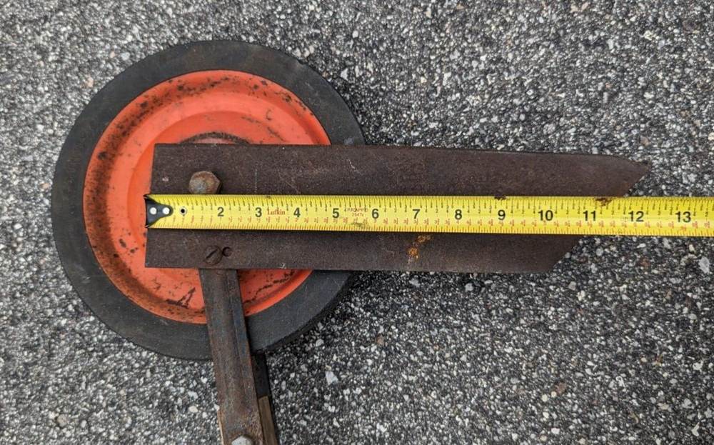 Vintage Primitive Mardon Push Lawn Edger Trimmer Yard Tool