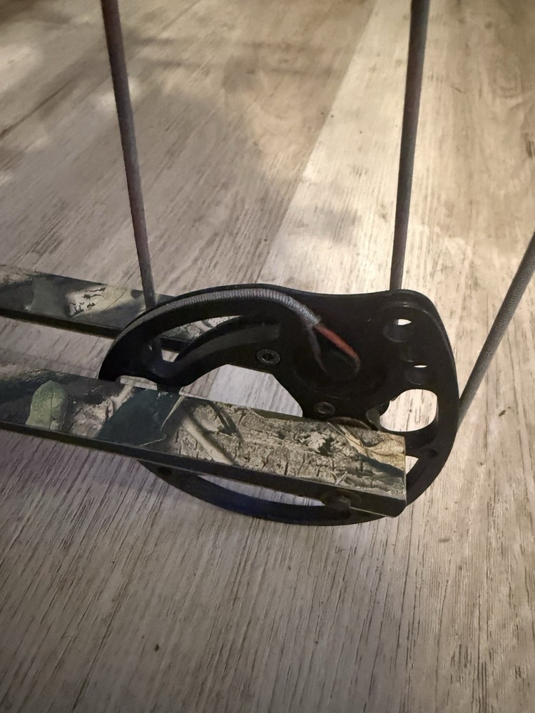 Hoyt Alpha Max 32 .60 Lbs Rt Hand