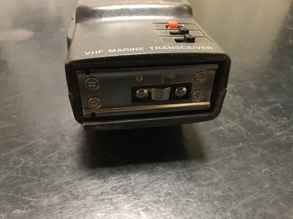 Uniden President LTD 95 Turns On