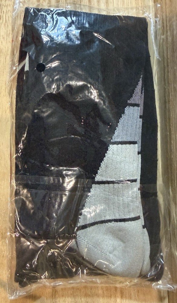 Compression Socks Size S/M Black & Gray - A0075