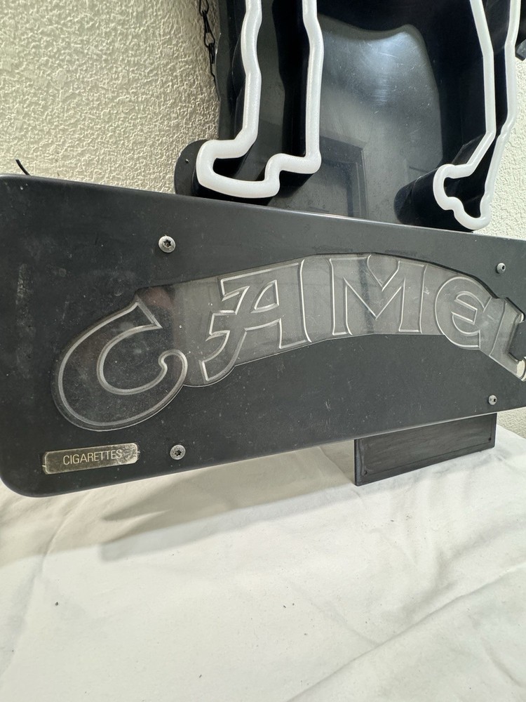 Vintage Camel Cigarettes Light Up Sign