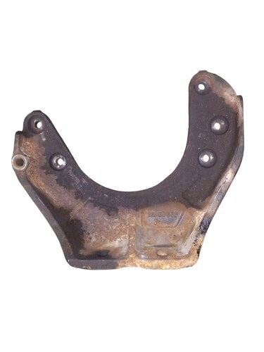 Used Mack E-7 Front Engine Mount - 158GB553