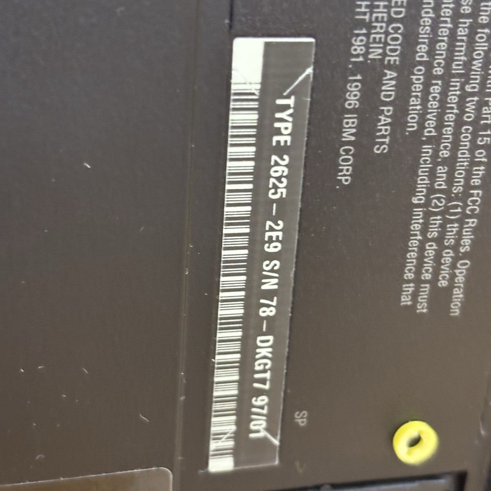IBM Thinkpad 365X - Vintage Intel Pentium Notebook with Microsoft Windows