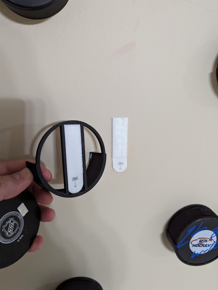 Hockey Puck Wall Display Holder