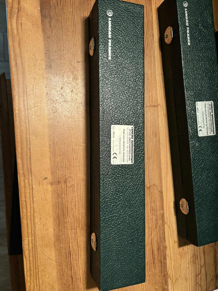 LUNEAU HORIZONTAL AND VERTICAL PRISM BARS. EXCELLENT CONDITION.