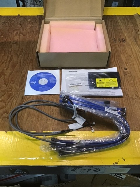 Intel AXXRMS2AF080  Integrated Server RAID Module New Bulk Packaging