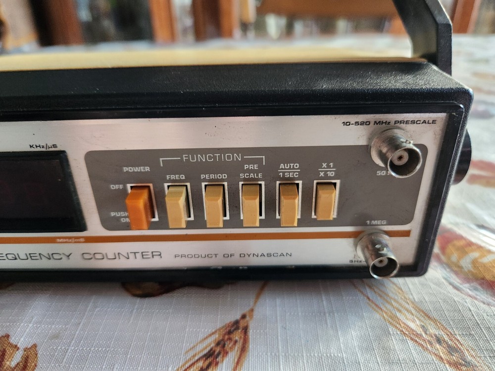 BK Precision 1850 520 MHz Frequency Counter Untested