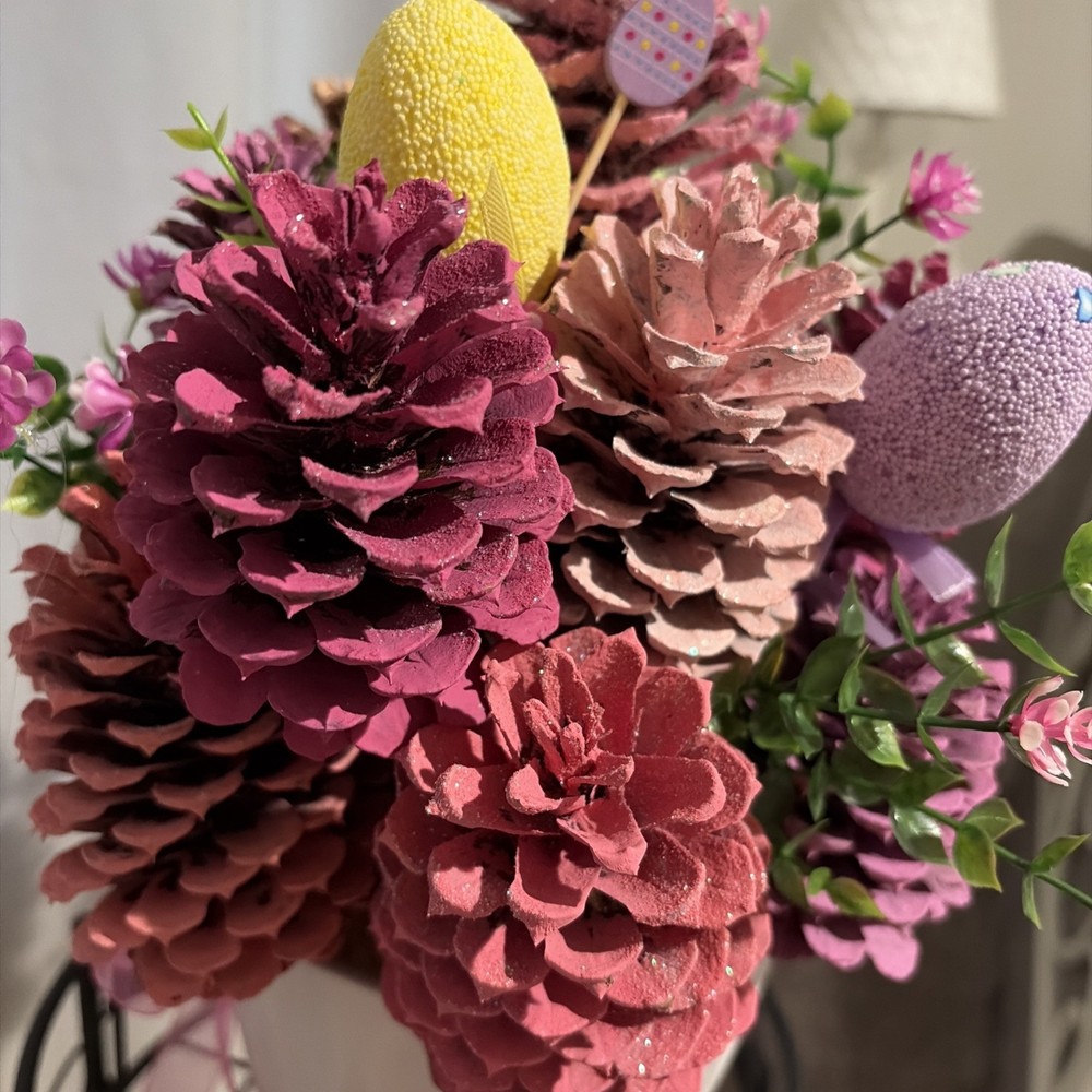 Easter Bouquet 15 cones (only) Assorted sizes/sticks/glitter