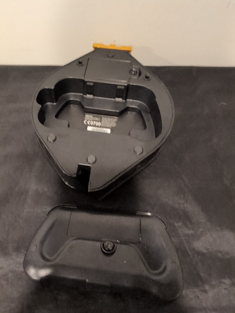 Skylanders Wireless Mobile Portal With Controller for IOS and Android