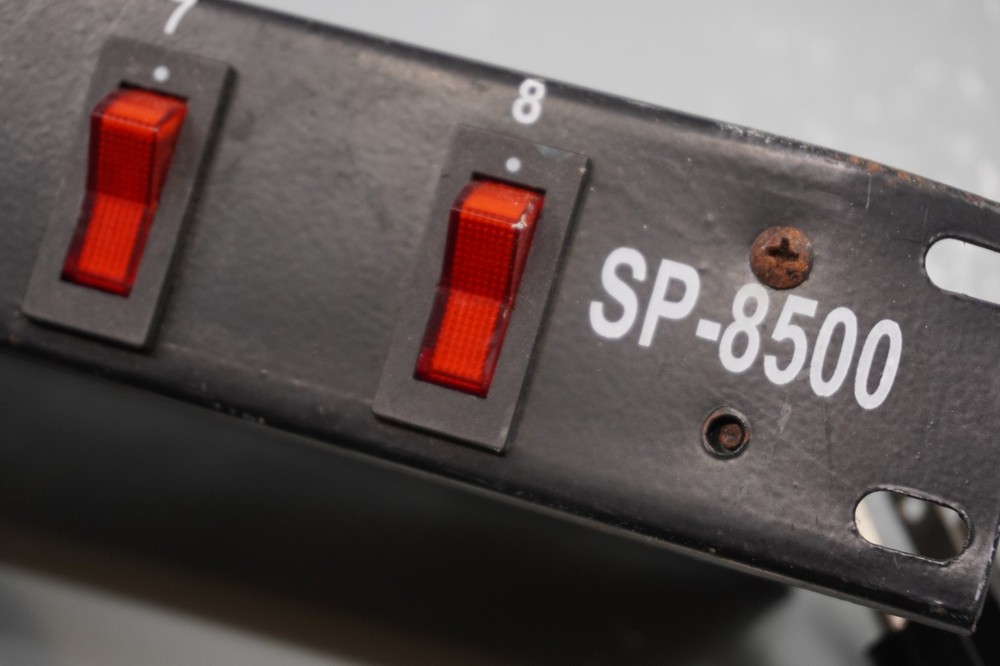 GemSound SP8500 Rackmounted AC Switch Panel 8 Power Outlets