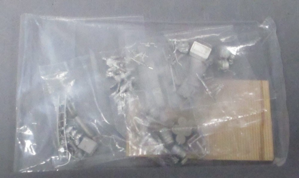Scale Structures 7204 HO Roundhouse Interior and Exterior Details Kit