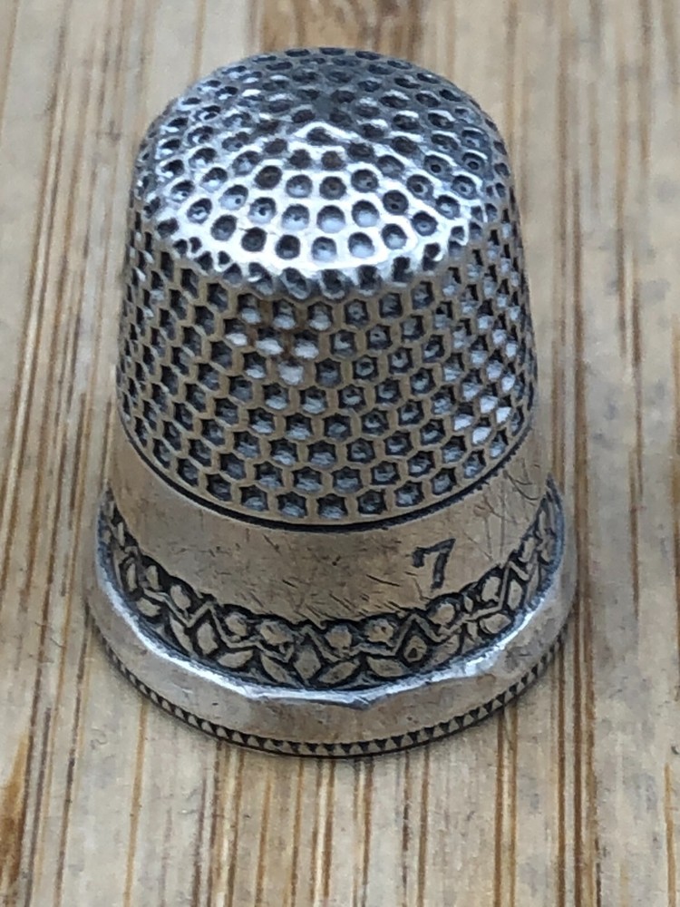 Vintage Sterling Silver Thimble, size 7