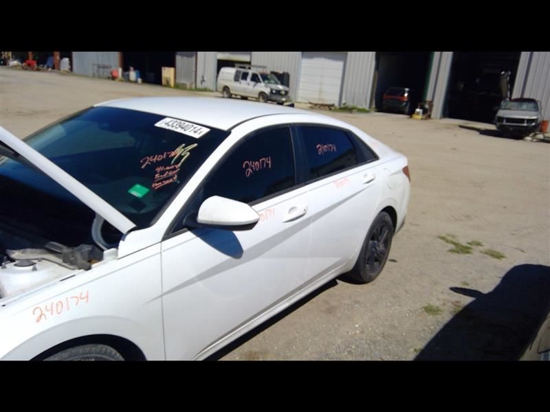 ELANTRA 2021 Camera/Projector 1045086
